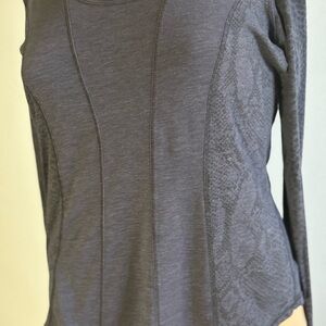 Lululemon Blue Between The Lines Long Sleeve Top Size Small